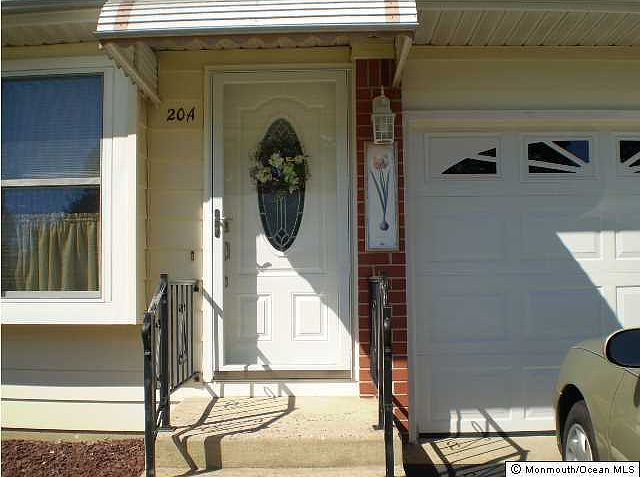 1st image of 20 Salem Drive #A