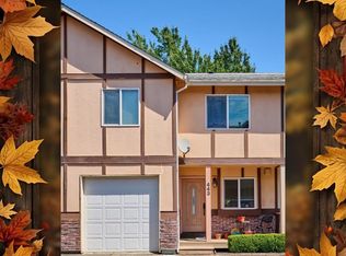 443 Harris Ln, Oregon City, OR 97045