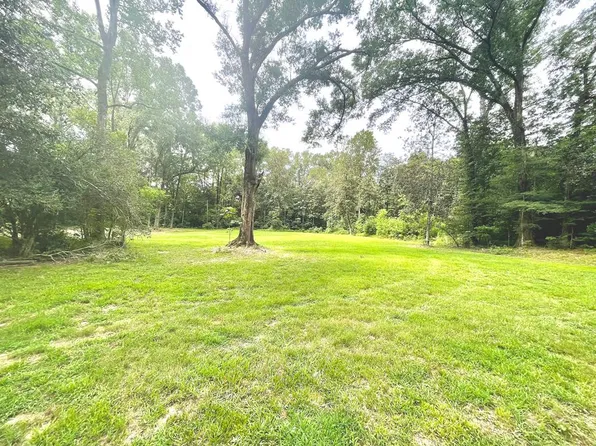 1 Longwood Rd, Natchez, MS 39120