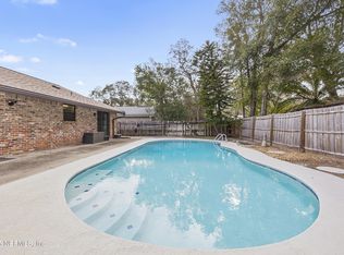 1120 Hamlet Ln E, Neptune Beach, FL 32266