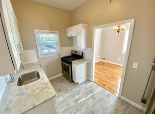 412 Bellevue Ave UNIT 12, Newport, RI 02840