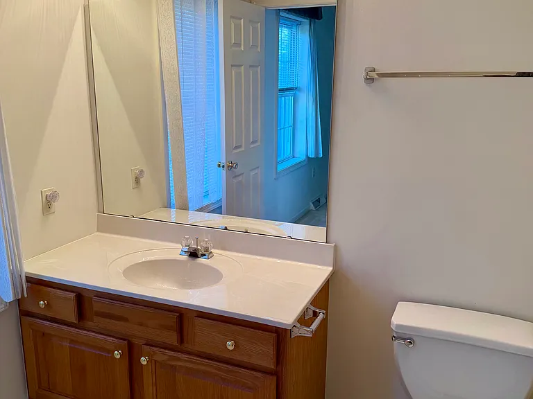 105 Acorn Ln — Photo 14