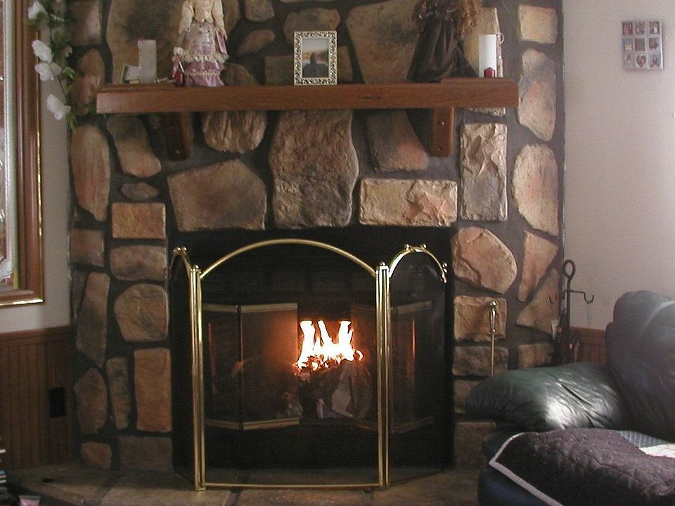 2nd image of 555 Davis Rd Lot D2