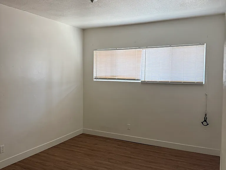 3502 Santa Fe Ave #1 — Photo 13