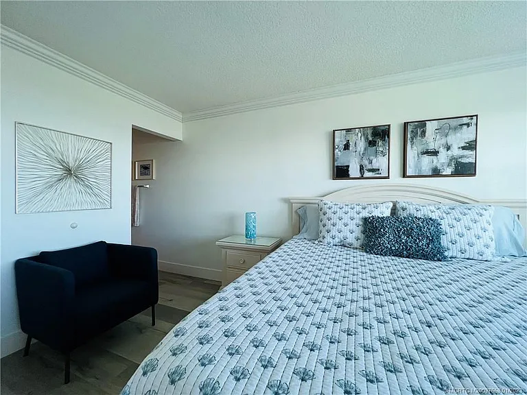 10044 S Ocean Dr #203 — Photo 37