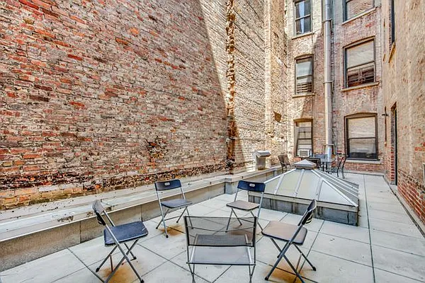 Rented by Compass | media 7