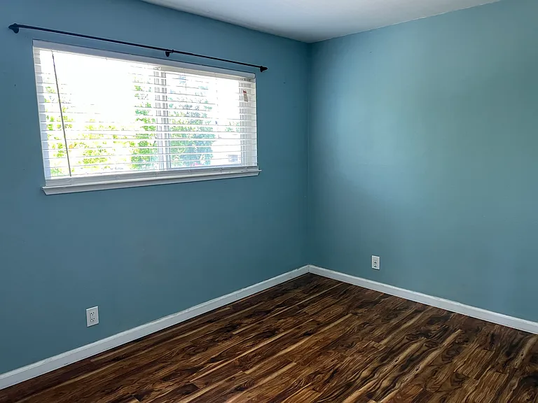 5137 Lapa Dr #4 — Photo 2