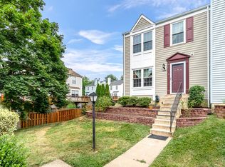 6568 Overleigh Ln, Alexandria, VA 22315