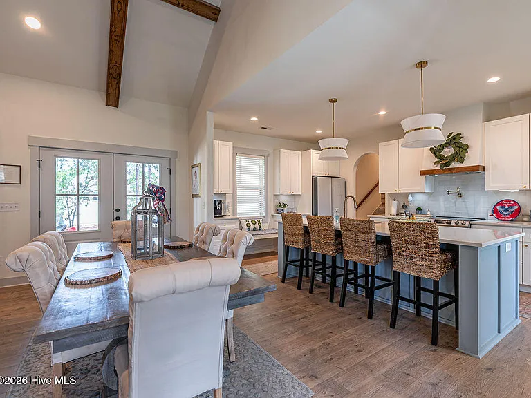237 Carriage Park Dr — Photo 9
