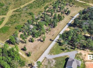 5 Foxtrap Rd, Axis, AL 36505