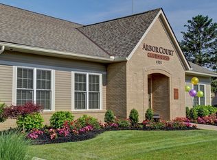 Arbor Court, Cleveland, OH 44124