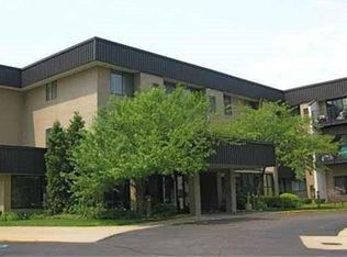 27795 Dequindre Rd, Madison Heights, MI 48071