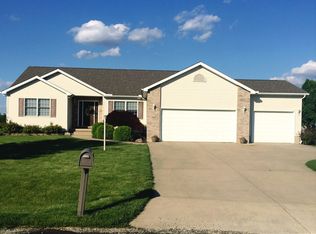 3660 Windsong Ct, Decatur, IL 62521