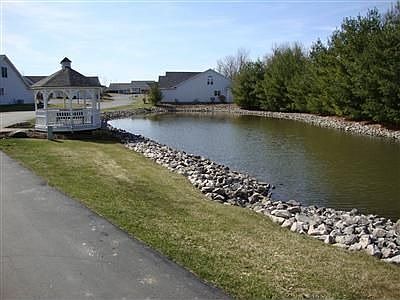 5th image of 808 Woodfield Ct Unit 808