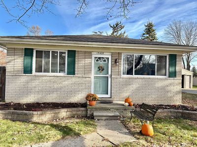 15428 Loveland St, Livonia, MI, 48154