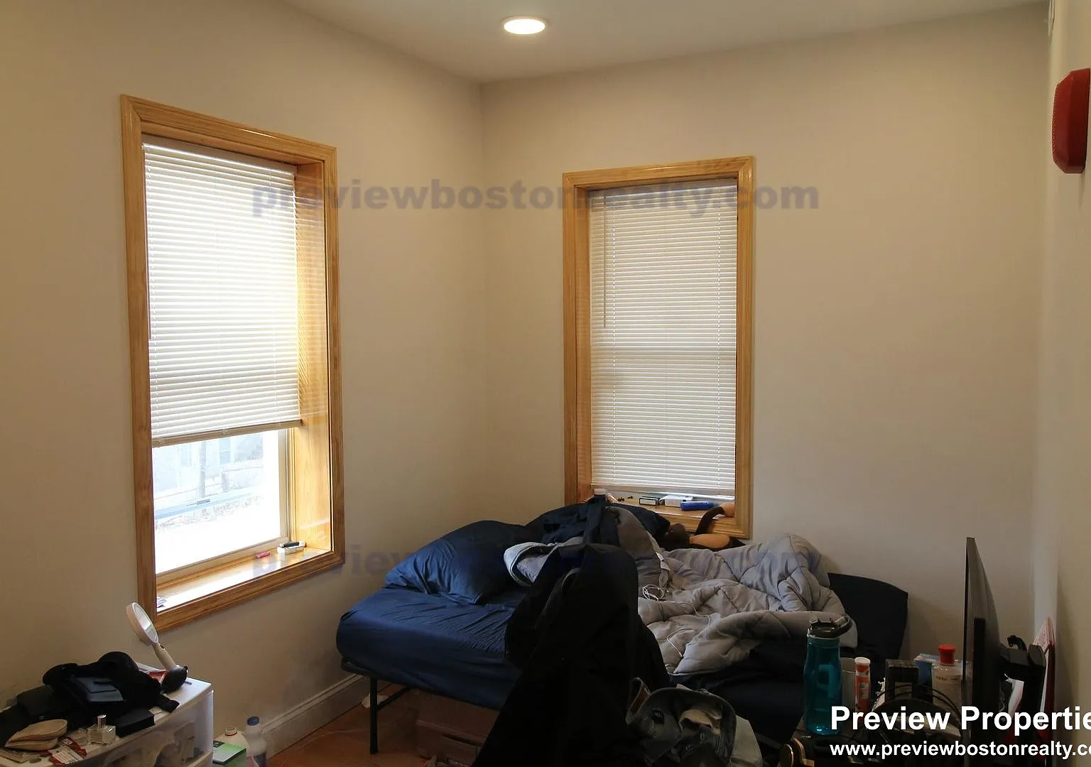 4 bed, 2.0 bath, $4,000 — Photo 2
