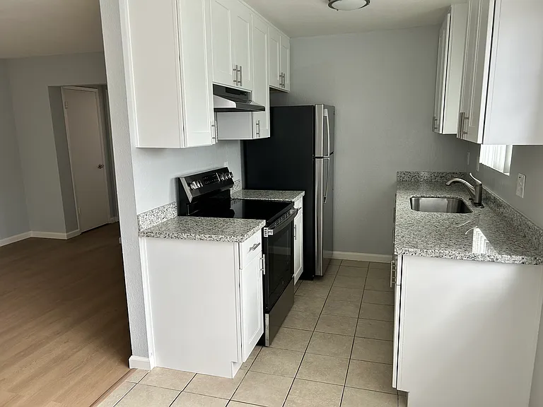 1007 Leigh Ave #7 — Photo 7