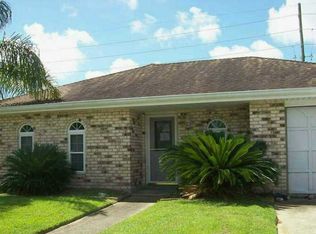 921 Ronson Dr, Kenner, LA 70065
