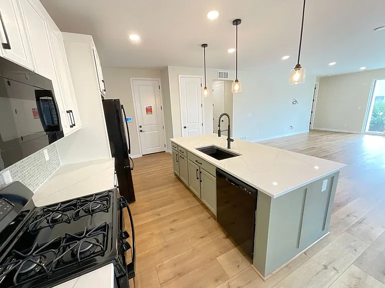 6253 Bodacious Cir — Photo 11