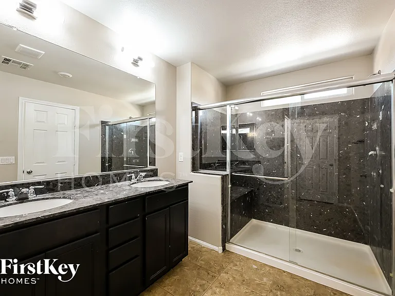 11060 Camden Bay St — Photo 12
