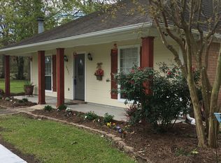 10221 Lake Ridge Ave, Gonzales, LA 70737