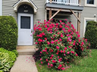 745 Sparrow Ln, Langhorne, PA 19047