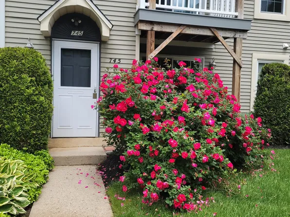 745 Sparrow Ln, Langhorne, PA 19047