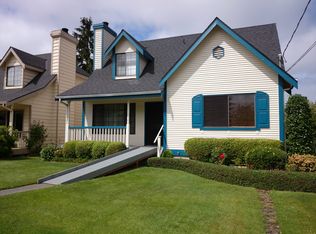 8325 27th Ave NW, Seattle, WA 98117