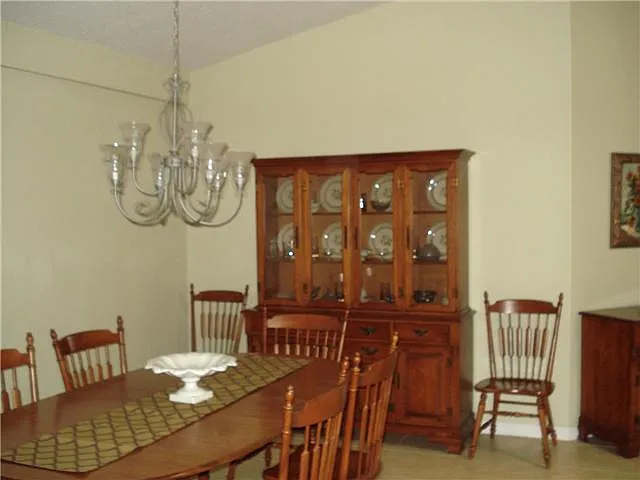 1141 Mulberry Pl — Photo 7