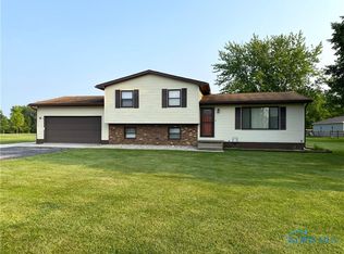 4712 Walbridge Rd, Northwood, OH 43619