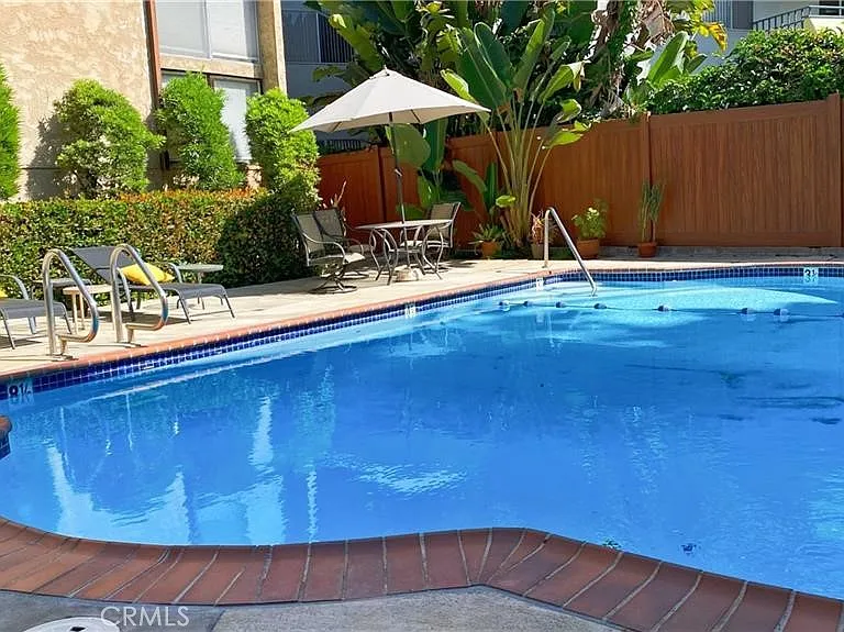 5901 Canterbury Dr #11 — Photo 19