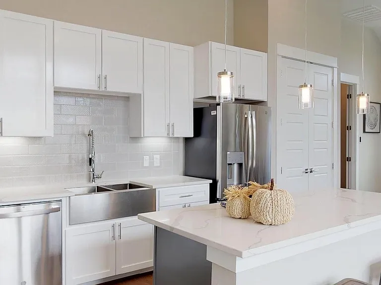 7704 Nasser Ln — Photo 21