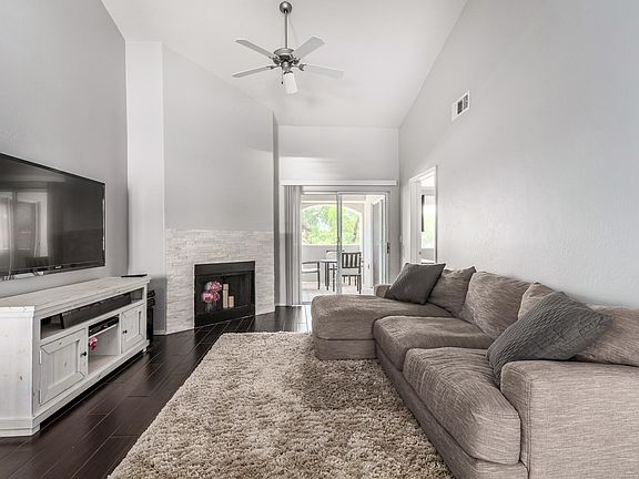 5th image of 10401 N 52nd St Unit 229
