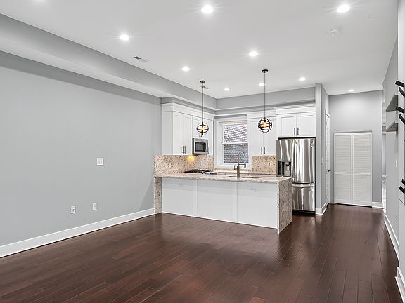 5th image of 48 New York Ave NW #B