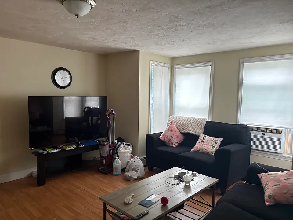 73 Church St #1