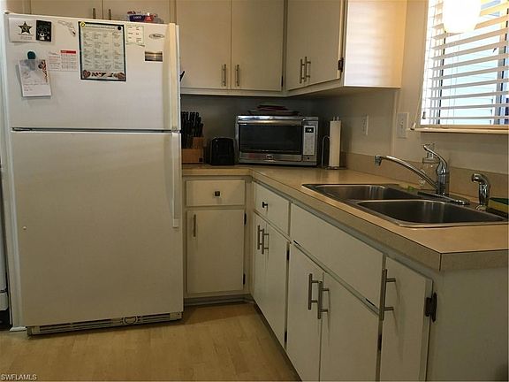 3rd image of 3333 Rainbow Ln