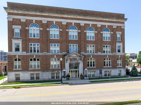 105 Washington Ave #103, Oshkosh, WI 54901