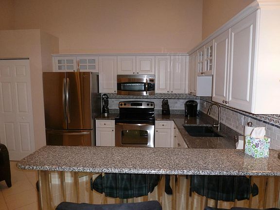 4th image of 12124 Serafino St #12124