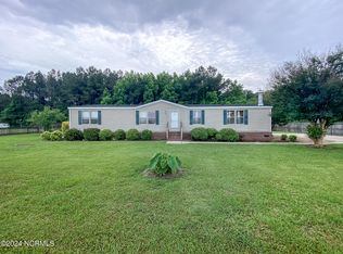 1412 Soundneck Rd, Elizabeth City, NC 27909