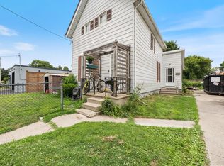 118 Talfourd St UNIT B, Sarnia, ON N7T 1N4