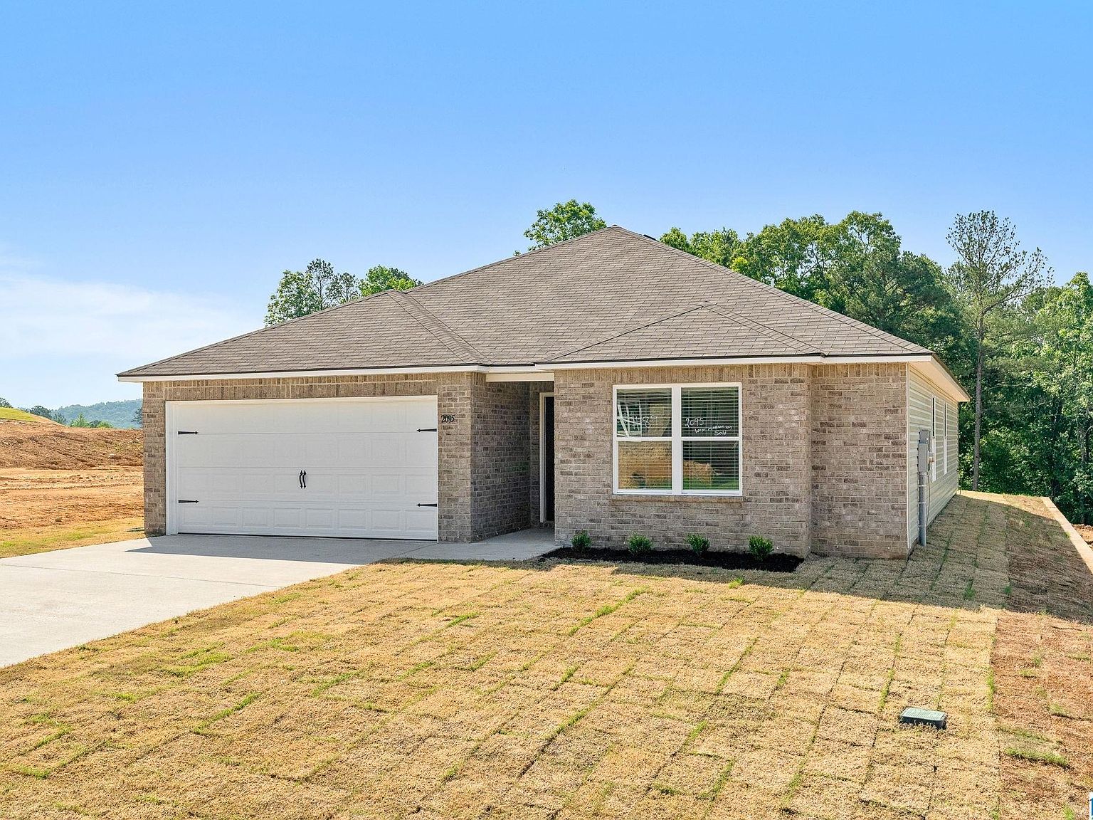 893 Camden Loop, Calera, AL 35040 | MLS #21414264 | Zillow