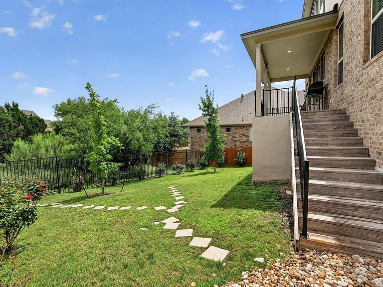 6312 Empresa Dr — Photo 35