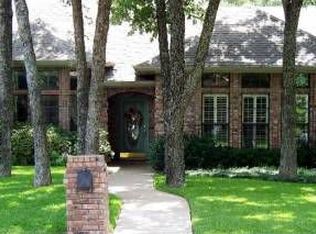 9813 Hunters Run, Greenville, TX 75402