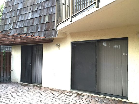 5th image of 8405 N Coral Cir