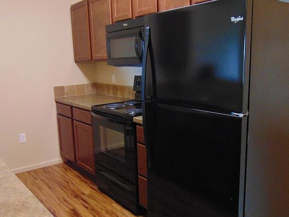 4th image of 1814 E Sweetwater Cir Unit 126