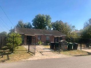 6401 Sidney St #A, Houston, TX 77021