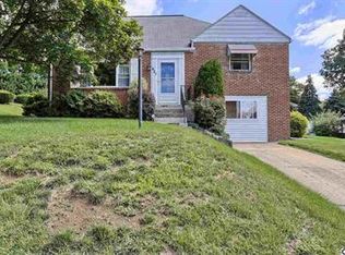 621 Lenker Rd, Harrisburg, PA 17111