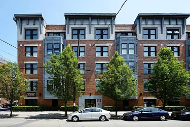 619 Adams Street, #308