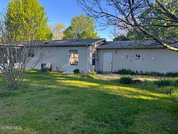 4th image of 3203 Circle Dr