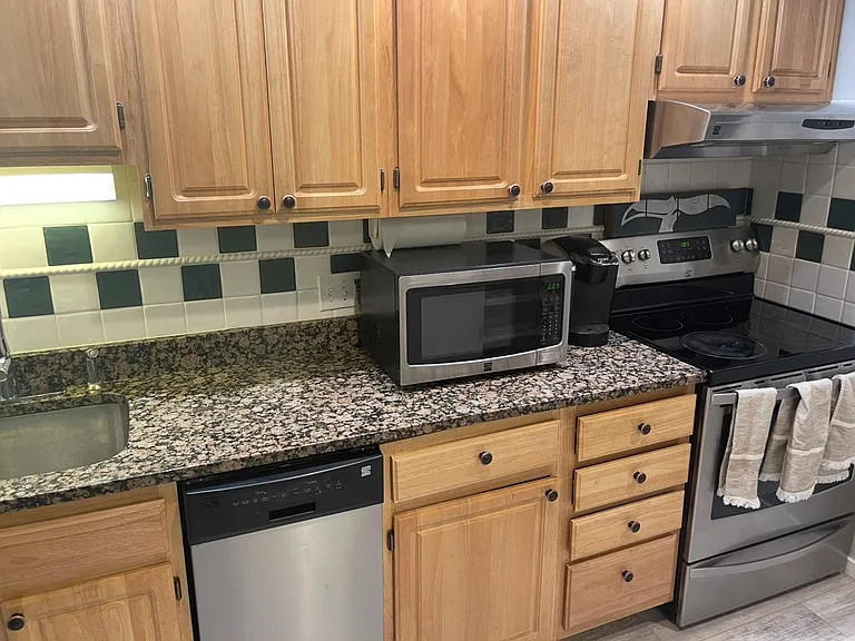 10 Linda Ln #48 — Photo 1